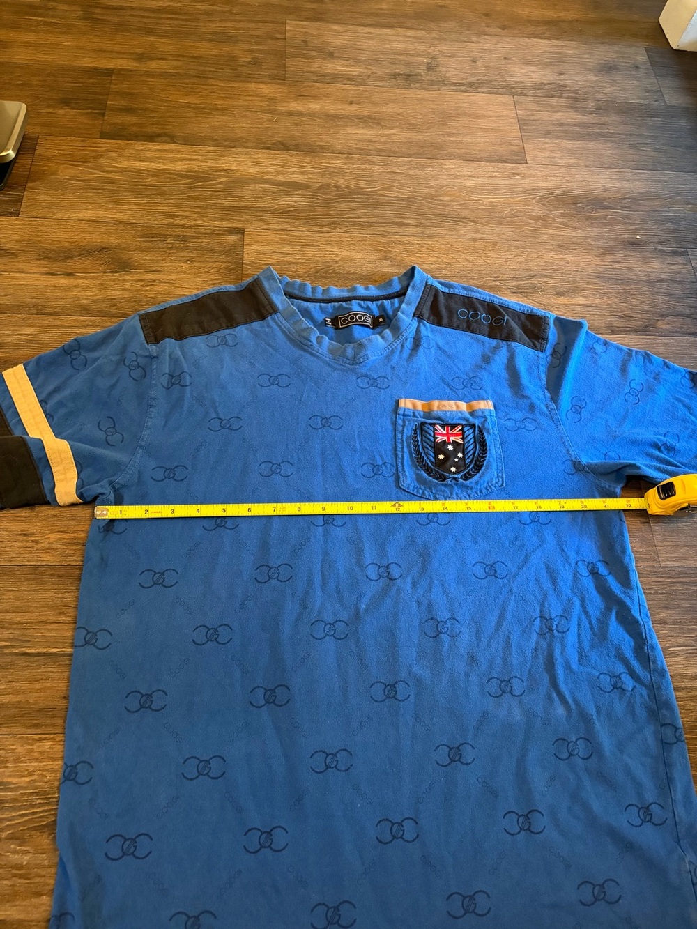 Coogi Men’s Australia Embroidered Patches Blue Short Sleeve T-Shirt Size XL - Picture 3 of 7
